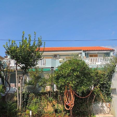 קרק Apartments Zlatko מראה חיצוני תמונה