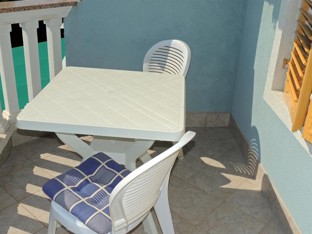קרק Apartments Zlatko מראה חיצוני תמונה