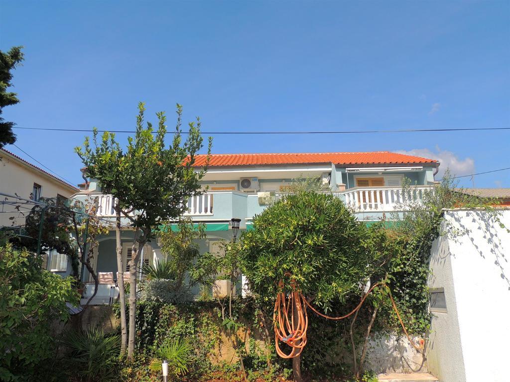קרק Apartments Zlatko מראה חיצוני תמונה